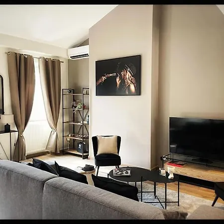 Tres Beau Duplex 125 M2 Hypercentre 2eme *
