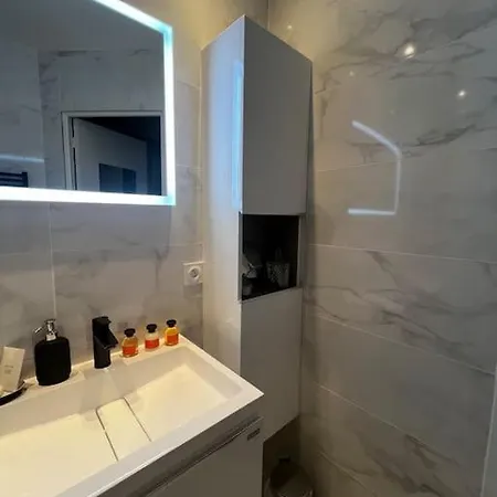 Tres Beau Duplex 125 M2 Hypercentre 2eme 아파트 *