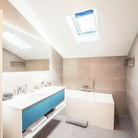 Tres Beau Duplex 125 M2 Hypercentre 2eme 아파트 *